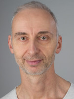Giles Rosbander